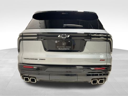 Used 2024 Chevrolet Traverse RS w/ LPO, Floor Liner Package image 3