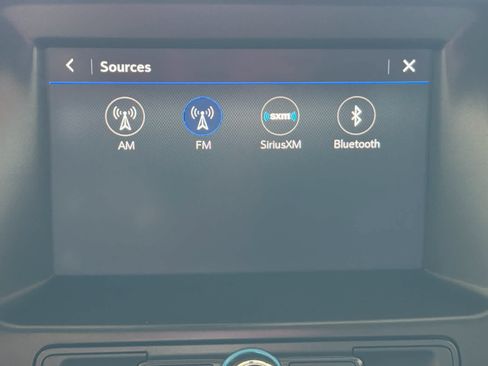 Used 2022 Chevrolet Colorado W/T RWD image 39