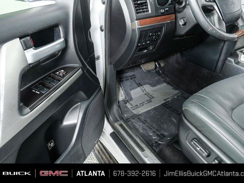 Used 2017 Toyota Land Cruiser AWD/4WD image 8