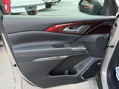 New 2026 Chevrolet Traverse Z71 w/ Enhanced Driving Package image 30