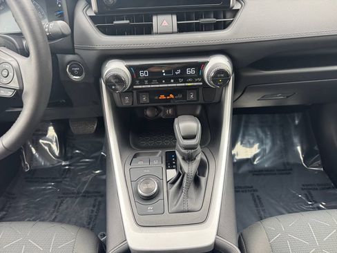 Used 2023 Toyota RAV4 XLE w/ Convenience Package AWD/4WD image 11