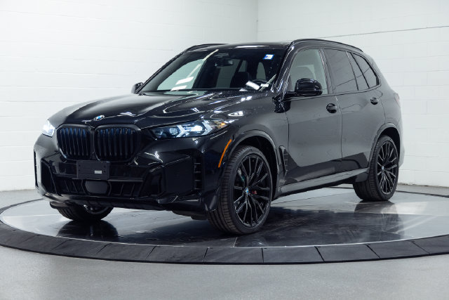 Certified 2025 BMW X5 xDrive40i w/ M Sport Package AWD/4WD image 6