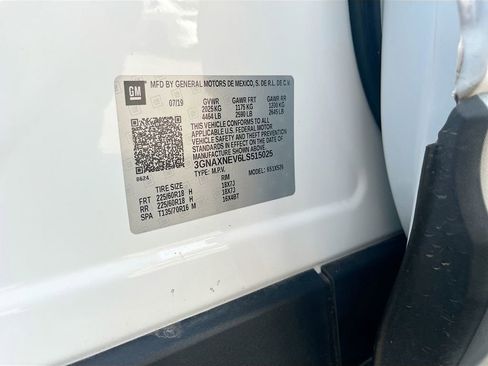 Used 2020 Chevrolet Equinox Premier image 30