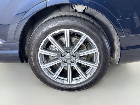 Used 2017 Audi Q7 3.0T Prestige w/ Prestige Package image 33