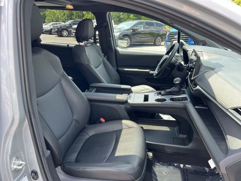 Used 2022 Toyota Sienna XLE Woodland Edition AWD/4WD image 28