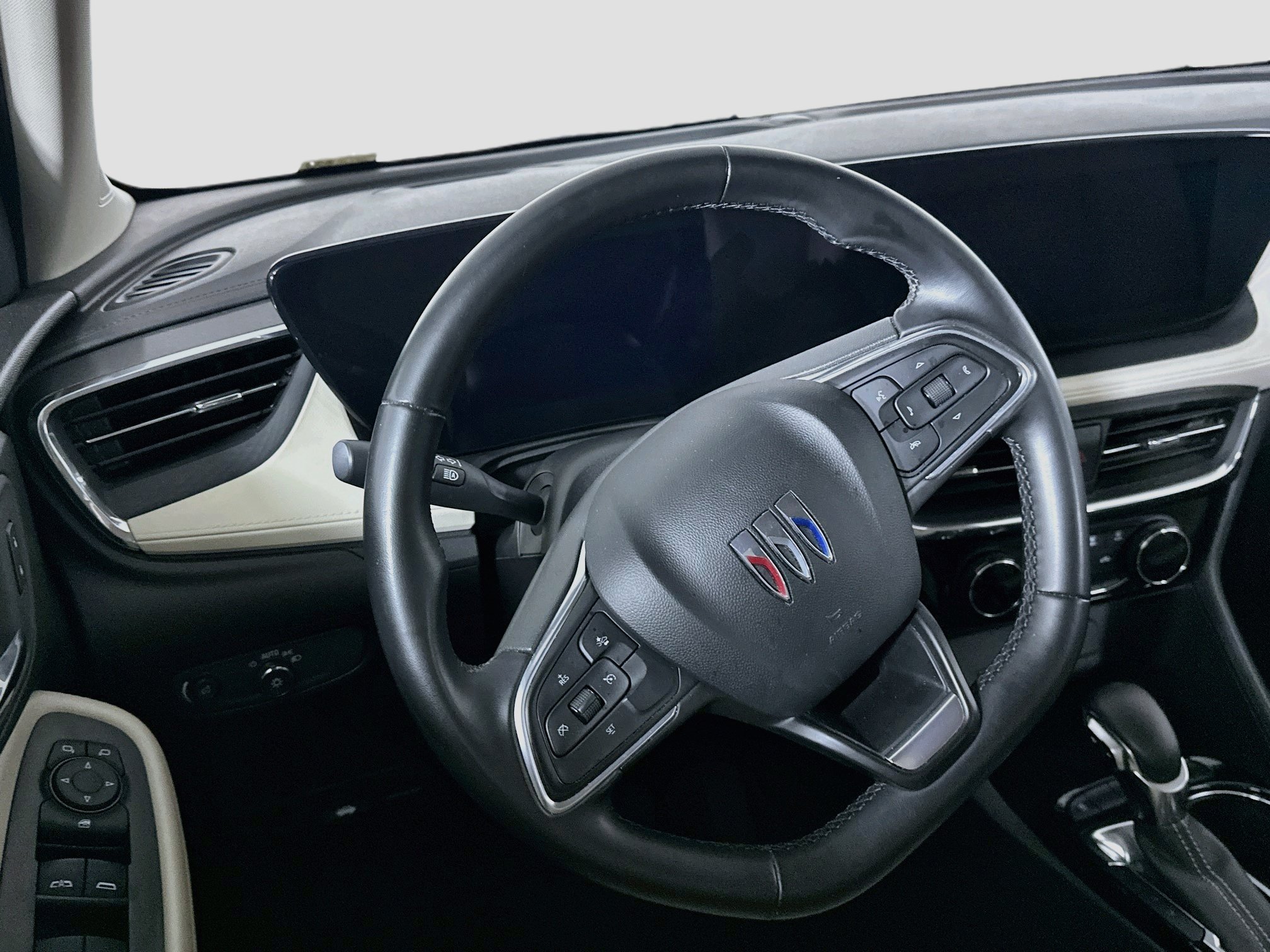 Used 2024 Buick Encore GX Sport Touring FWD image 18