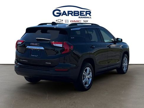 Used 2024 GMC Terrain SLE w/ Driver Convenience Package AWD/4WD image 5