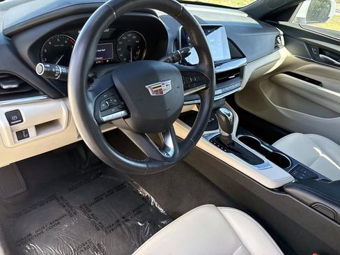 Used 2023 Cadillac CT4 Luxury RWD image 31