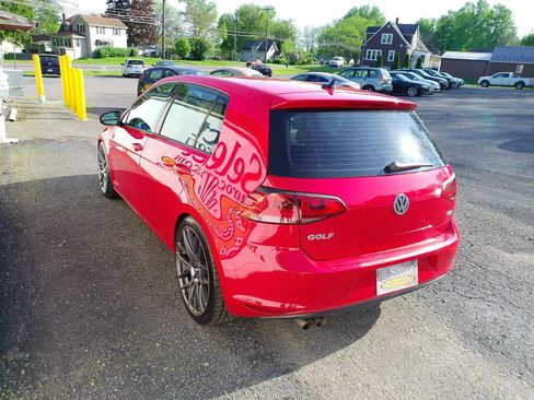 Used 2015 Volkswagen Golf TDI S FWD image 6