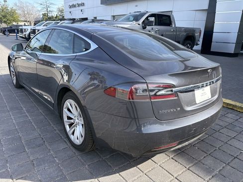 Used 2017 Tesla Model S AWD image 7