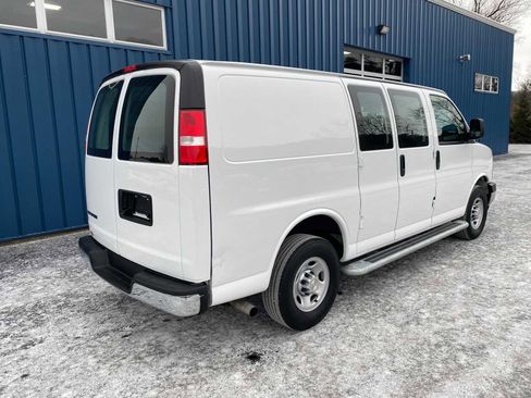 Used 2024 Chevrolet Express 2500 w/ Driver Convenience Package image 4