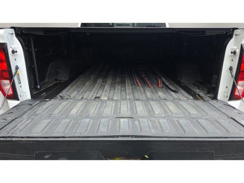 Used 2022 GMC Sierra 2500 SLE w/ SLE Value Package; AWD/4WD image 12