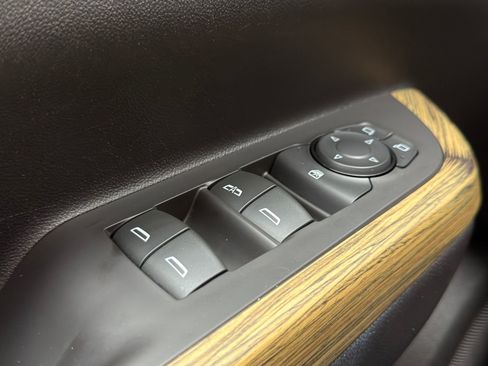 Used 2019 GMC Acadia Denali w/ Technology Package image 21