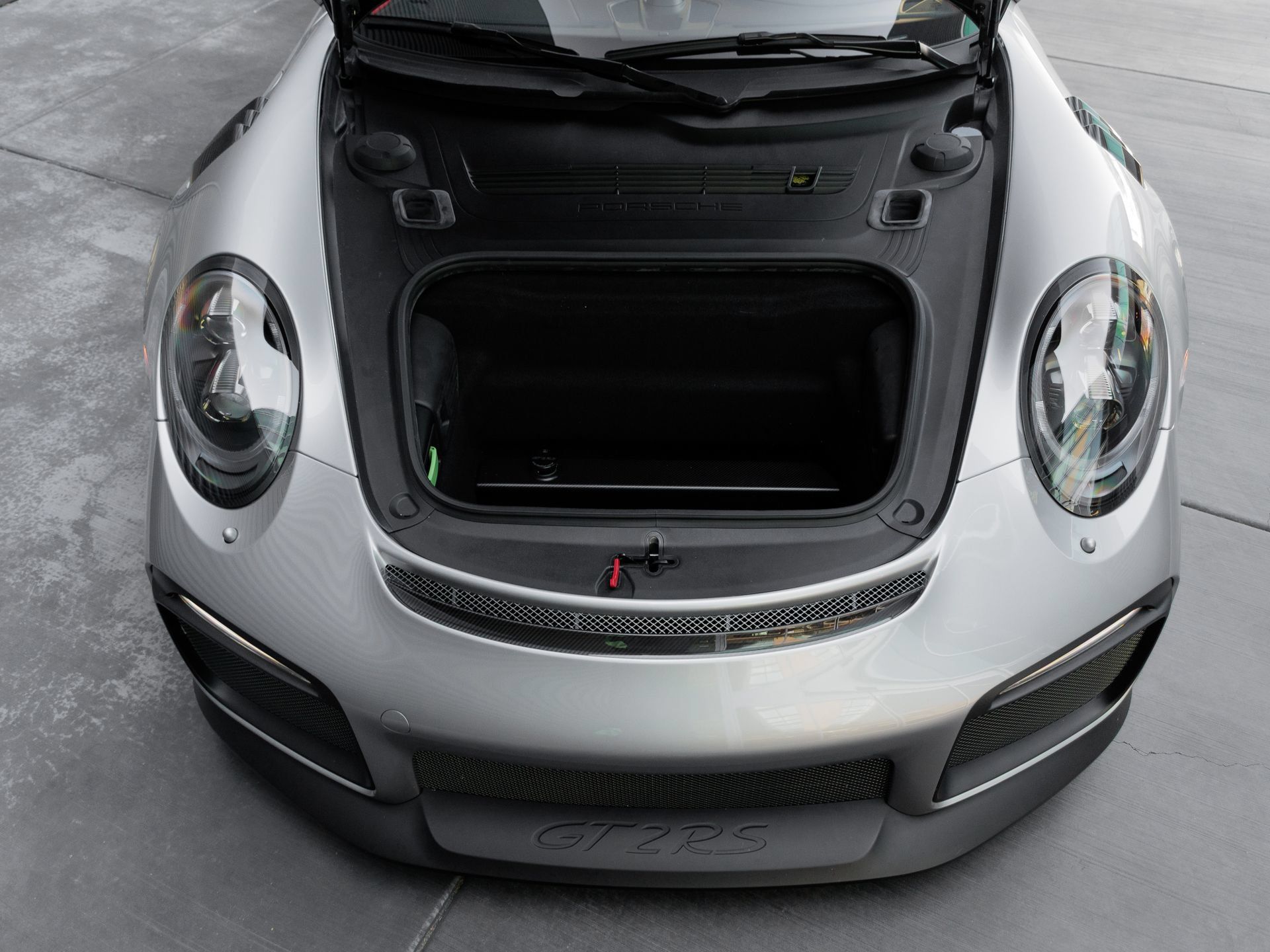 Certified 2018 Porsche 911 GT2 RS RWD image 48
