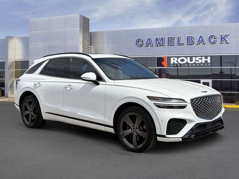 Used 2023 Genesis GV70 2.5T w/ Sport Prestige Package AWD/4WD image 8
