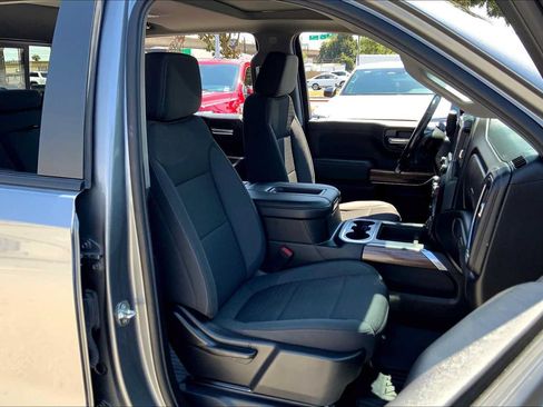 Used 2020 Chevrolet Silverado 1500 RST AWD/4WD image 9