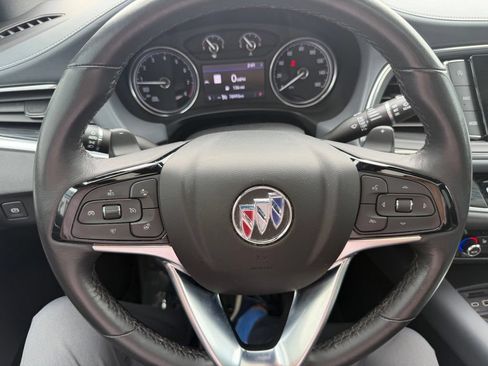 Used 2023 Buick Enclave Essence w/ Experience Buick Package AWD/4WD image 17
