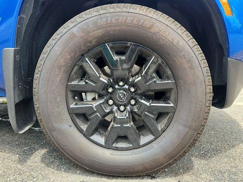 Certified 2026 Nissan Frontier SV w/ All-Weather Content Package AWD/4WD image 9
