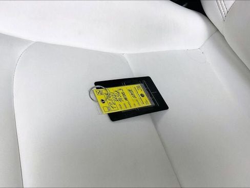 Used 2021 Tesla Model 3 Standard Range Plus RWD image 13