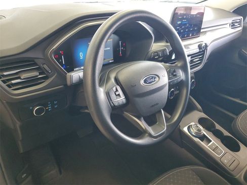 Used 2025 Ford Escape Active image 10