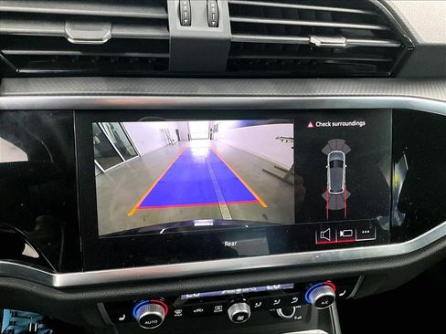 Used 2025 Audi Q3 2.0T Premium AWD/4WD image 19