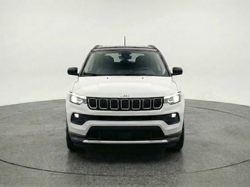 Used 2025 Jeep Compass Limited AWD/4WD image 1