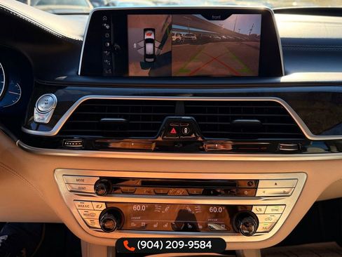 Used 2017 BMW 740i image 20