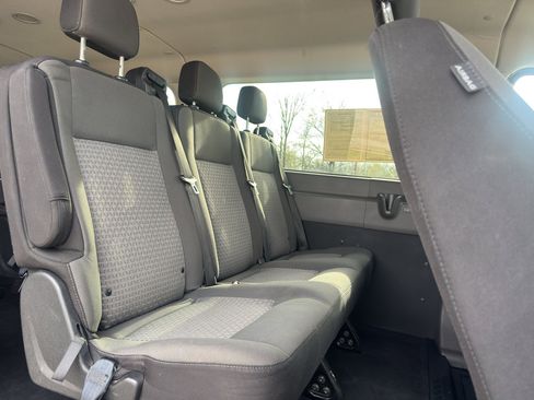 Used 2022 Ford Transit 350 XLT image 17