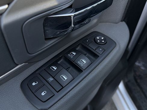 Used 2016 RAM 1500 Big Horn AWD/4WD image 22