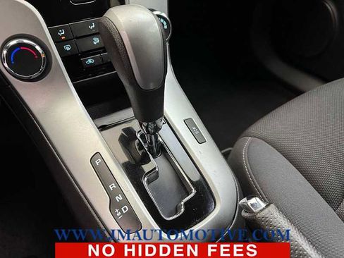 Used 2016 Chevrolet Cruze LT image 30