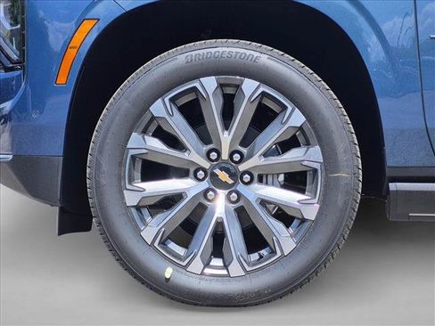 New 2026 Chevrolet Tahoe High Country AWD/4WD image 18