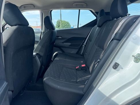 Used 2024 Nissan Kicks SV FWD image 13