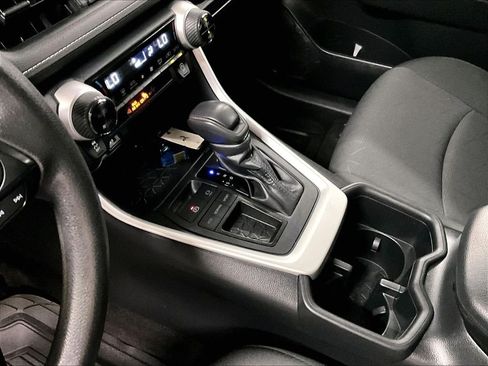 Certified 2024 Toyota RAV4 XLE FWD image 20