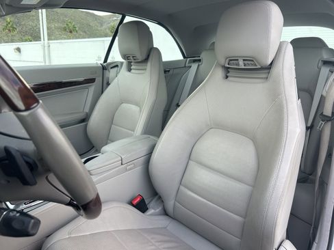 Used 2011 Mercedes-Benz E 550 Cabriolet image 9