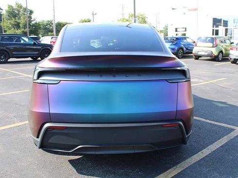 Used 2026 Tesla Model Y AWD image 6