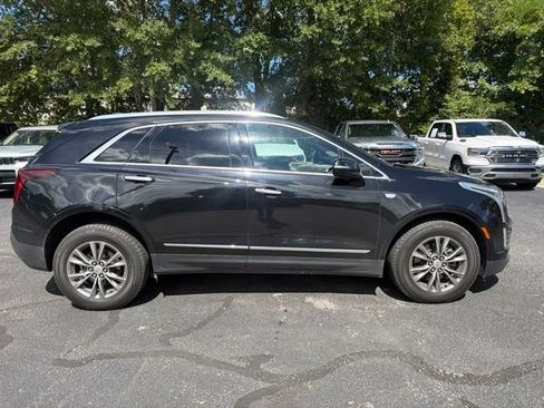 Used 2023 Cadillac XT5 Premium Luxury AWD/4WD image 2