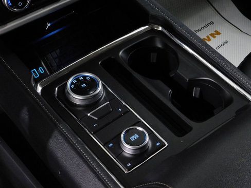 Used 2024 Ford Expedition XLT image 65