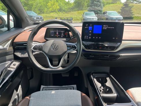 Used 2023 Volkswagen ID.4 Pro AWD/4WD image 17