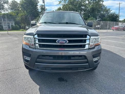 Used 2015 Ford Expedition EL XLT w/ Equipment Group 202A RWD image 7