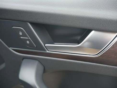 Certified 2023 Audi Q5 2.0T Premium w/ Convenience Package image 28