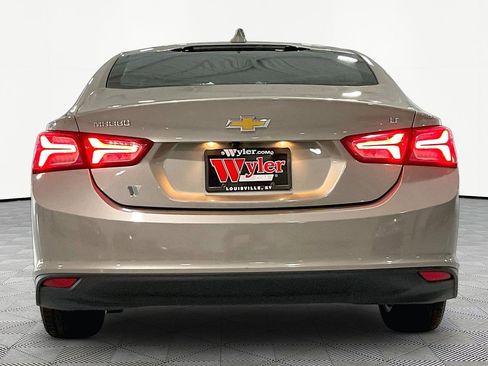 Used 2022 Chevrolet Malibu LT FWD image 5