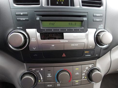 Used 2009 Toyota Highlander 4WD image 14