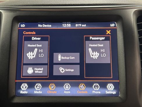 Used 2019 Jeep Cherokee Trailhawk w/ Cold Weather Group AWD/4WD image 8