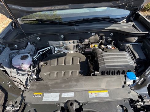 New 2026 Volkswagen Atlas Cross Sport SEL Premium R-Line image 10