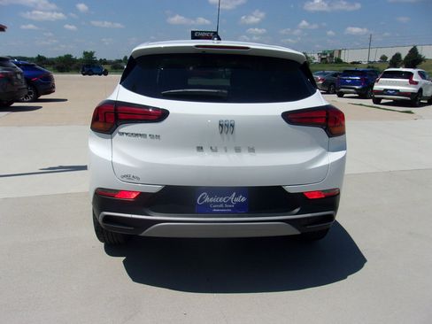 Used 2024 Buick Encore GX Preferred FWD image 4