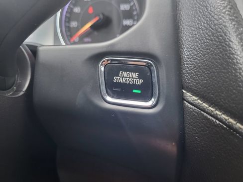 Used 2023 GMC Acadia SLT AWD/4WD image 17