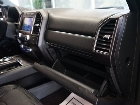 Used 2020 Ford Expedition Limited AWD/4WD image 46