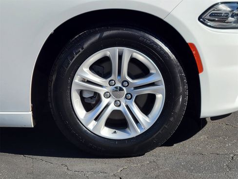 Used 2022 Dodge Charger SXT image 24