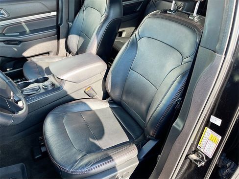 Used 2018 Ford Explorer Sport w/ Equipment Group 401A image 20