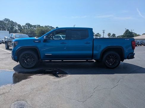 Used 2022 GMC Sierra 1500 Elevation w/ Elevation Premium Package AWD/4WD image 8